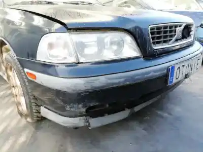 Sloopvoertuig volvo v40 familiar 1.9 diesel van het jaar 1999 aangedreven d4192t2