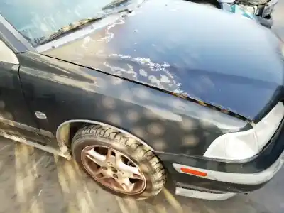 Sloopvoertuig volvo v40 familiar 1.9 diesel van het jaar 1999 aangedreven d4192t2