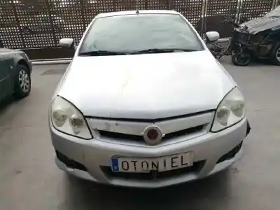 Veículo de Sucata opel tigra twin top rosso do ano 2007 alimentado z13dt