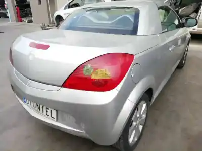 Veículo de Sucata opel tigra twin top rosso do ano 2007 alimentado z13dt