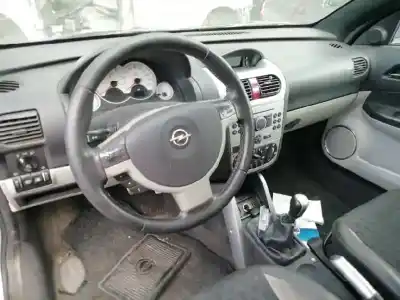 Veículo de Sucata opel tigra twin top rosso do ano 2007 alimentado z13dt