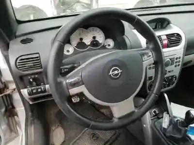 Veículo de Sucata opel tigra twin top rosso do ano 2007 alimentado z13dt