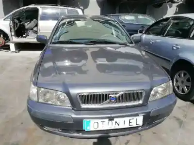 Hurda Aracı VOLVO                                              S40 BERLINA                                                                                                                                                                                                                                                1.8 CAT (1783 cm3. Multipoint)                                                                                                                                                                                                                             Yılın 2001 güçlü B4184S2