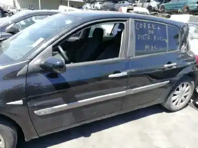 Здавання транспортного засобу renault megane ii berlina 5p authentique року 2006 потужний k9k p7