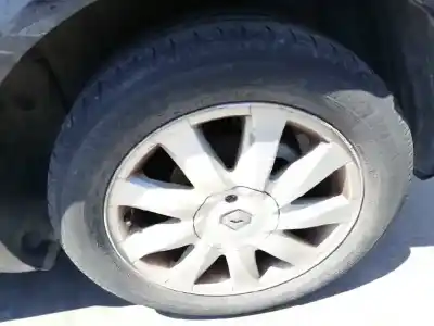 Здавання транспортного засобу renault megane ii berlina 5p authentique року 2006 потужний k9k p7