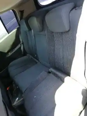 Здавання транспортного засобу renault megane ii berlina 5p authentique року 2006 потужний k9k p7