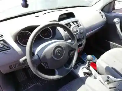 Здавання транспортного засобу renault megane ii berlina 5p authentique року 2006 потужний k9k p7