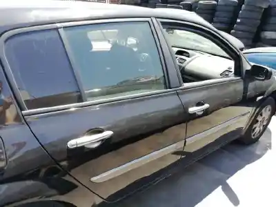 Здавання транспортного засобу renault megane ii berlina 5p authentique року 2006 потужний k9k p7