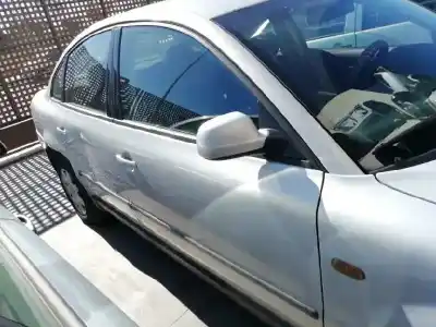 Verschrottungsfahrzeug volkswagen passat berlina (3b2) comfortline des jahres 1998 angetrieben afn