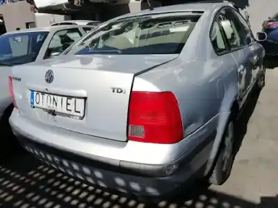 Verschrottungsfahrzeug volkswagen passat berlina (3b2) comfortline des jahres 1998 angetrieben afn