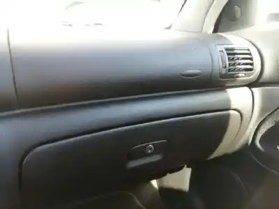 Verschrottungsfahrzeug volkswagen passat berlina (3b2) comfortline des jahres 1998 angetrieben afn