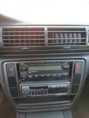 Verschrottungsfahrzeug volkswagen passat berlina (3b2) comfortline des jahres 1998 angetrieben afn