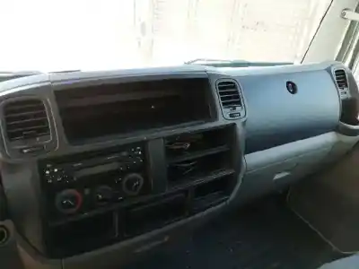 Vehicul casat nissan cabstar ->09.06 cabstar 35.xx cabina simple cabina individual al anului 2007 alimentat yd25 euro 4