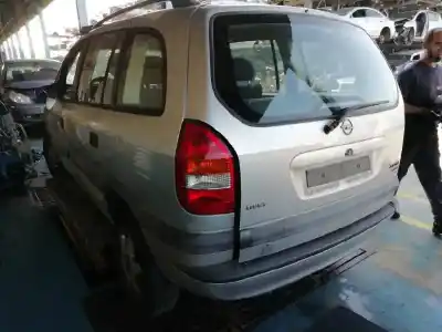 Scrapping Vehicle opel zafira a blue line of the year 2004 powered y20dth
