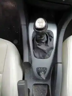 Здавання транспортного засобу saab 9-3 sport sedán linear sport року 2008 потужний b207e
