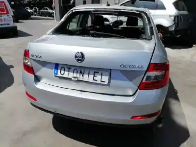 Vehículo de desguace skoda octavia lim. (5e3) ambition del año 2017 con motor crmb