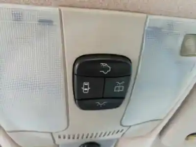 Утилизация автомобиля mercedes-benz clase clk (w208) coupe 200 compressor (evo) (208.344) года 2000 питание m111956