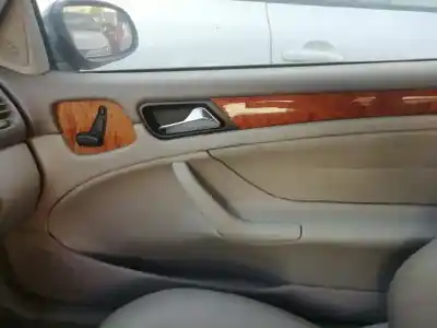 Утилизация автомобиля mercedes-benz clase clk (w208) coupe 200 compressor (evo) (208.344) года 2000 питание m111956