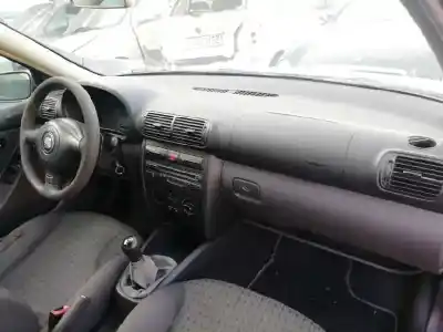 Sloopvoertuig seat toledo (1m2) stella van het jaar 2002 aangedreven alh