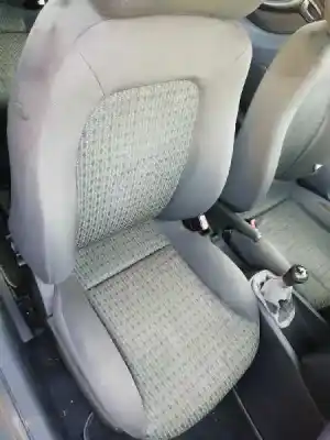 Sloopvoertuig seat toledo (1m2) stella van het jaar 2002 aangedreven alh