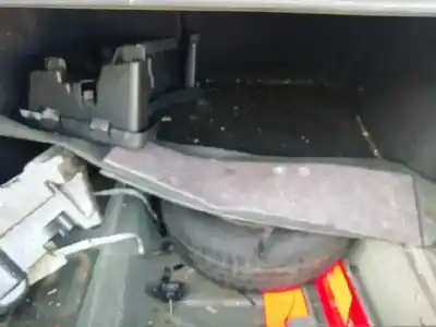 Sloopvoertuig seat toledo (1m2) stella van het jaar 2002 aangedreven alh