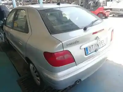 Veículo de Sucata citroen xsara berlina 1.6i 16v sx do ano 2004 alimentado nfu