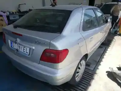 Veículo de Sucata citroen xsara berlina 1.6i 16v sx do ano 2004 alimentado nfu