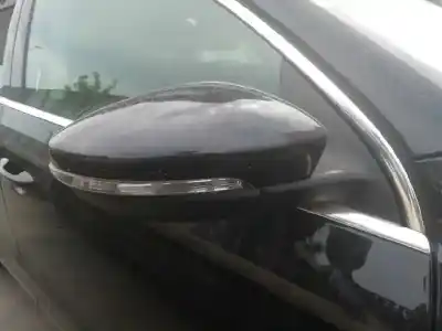 Здавання транспортного засобу volkswagen passat variant (365) advance bluemotion року 2011 потужний cffb