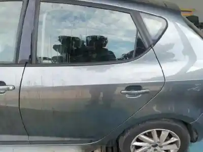Здавання транспортного засобу seat ibiza (6j5) stylance / style року 2014 потужний cayc