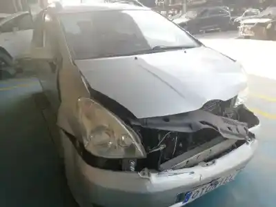 Scrapping Vehicle toyota corolla verso (r1) 2.2 d-4d sol of the year 2007 powered 2adftv