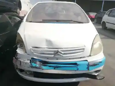 Véhicule à la ferraille citroen xsara picasso (n68) 1.6 hdi de l'année 2006 alimenté 9hx