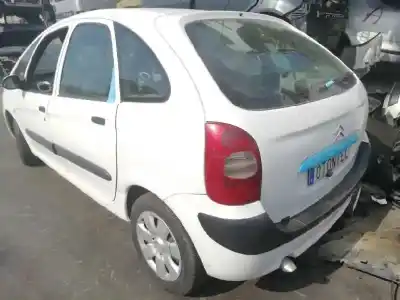 Véhicule à la ferraille citroen xsara picasso (n68) 1.6 hdi de l'année 2006 alimenté 9hx