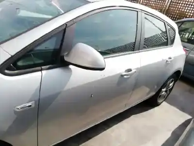 Sloopvoertuig opel astra j lim. cosmo van het jaar 2011 aangedreven a17dtr