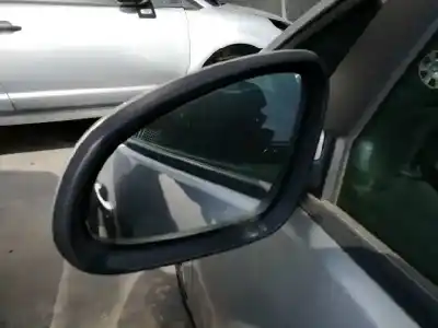 Sloopvoertuig opel astra j lim. cosmo van het jaar 2011 aangedreven a17dtr
