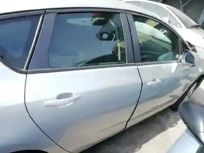 Sloopvoertuig opel astra j lim. cosmo van het jaar 2011 aangedreven a17dtr
