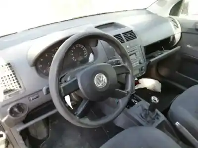 Vehicul casat volkswagen polo (9n3) advance al anului 2006 alimentat bnm