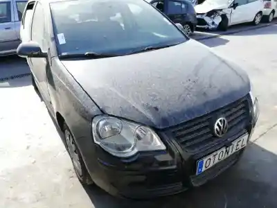 Vehículo de desguace volkswagen polo (9n3) advance del año 2006 con motor bnm