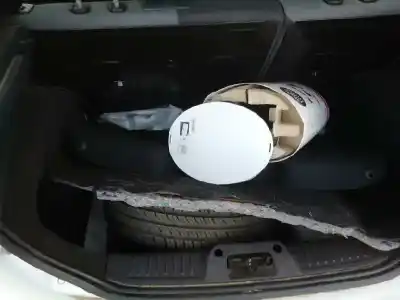 Здавання транспортного засобу ford fiesta (cb1) ghia року 2010 потужний spja