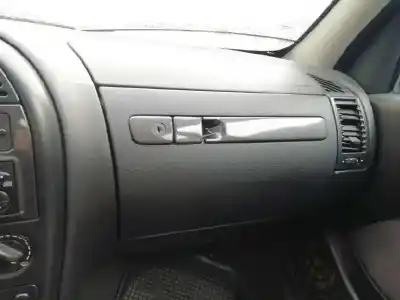 Sloopvoertuig citroen xsara berlina 1.6i 16v sx van het jaar 2002 aangedreven nfu