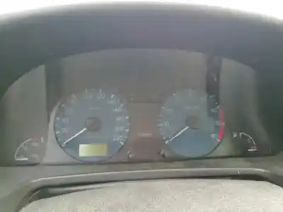Sloopvoertuig citroen xsara berlina 1.6i 16v sx van het jaar 2002 aangedreven nfu