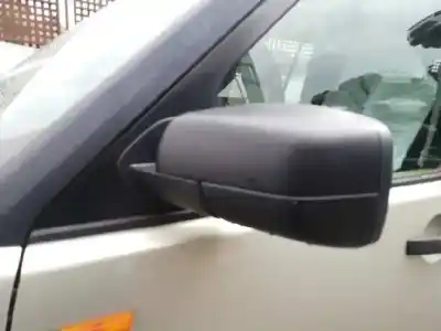 Здавання транспортного засобу land rover discovery v6 td s року 2007 потужний 276dt