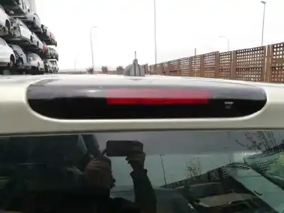 Здавання транспортного засобу land rover discovery v6 td s року 2007 потужний 276dt