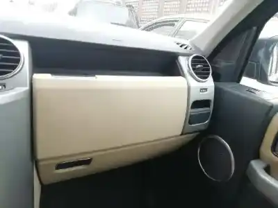 Здавання транспортного засобу land rover discovery v6 td s року 2007 потужний 276dt