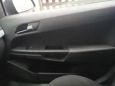 Здавання транспортного засобу opel astra h berlina 1.7 16v cdti року 2006 потужний z17dth
