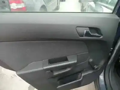 Здавання транспортного засобу opel astra h berlina 1.7 16v cdti року 2006 потужний z17dth