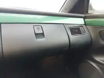 Veicolo di demolizione fiat coupe (175) 2.0 t 16v dell'anno 1995 alimentato 175a1000