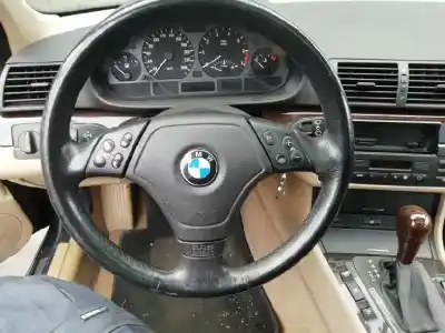 Здавання транспортного засобу bmw serie 3 berlina (e46) 328i року 1998 потужний m52b28