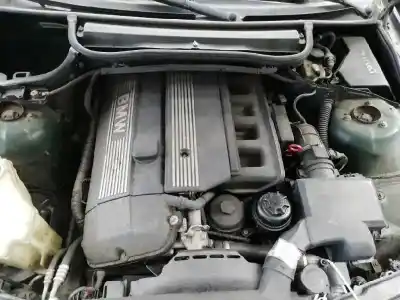 Здавання транспортного засобу bmw serie 3 berlina (e46) 328i року 1998 потужний m52b28