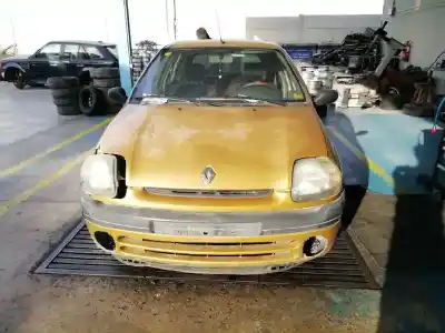 Утилизация автомобиля RENAULT CLIO II FASE I (B/CBO) 1.2 года 1998 питание D7F
