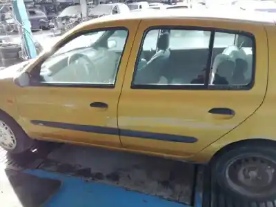 Здавання транспортного засобу renault clio ii fase i (b/cbo) 1.2 року 1998 потужний d7f
